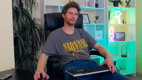 eddie_baker online show from May 28, 9:50 am