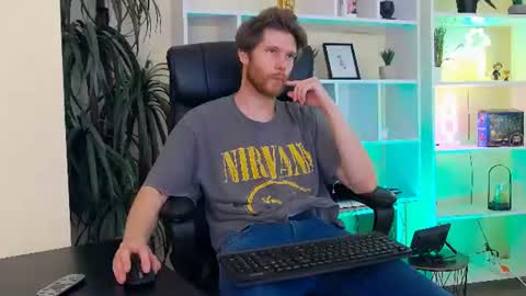 eddie_baker online show from June 8, 10:32 pm