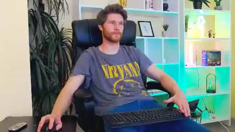 eddie_baker online show from June 9, 9:59 pm