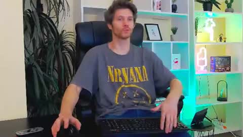 eddie_baker online show from June 16, 2:36 am