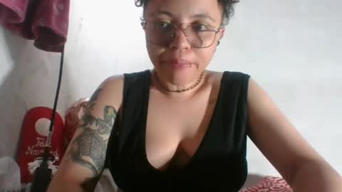 Snapshot of eden_jupiters chatting on December 13, 4:11 am eden_jupiters online show from December 13, 4:11 am