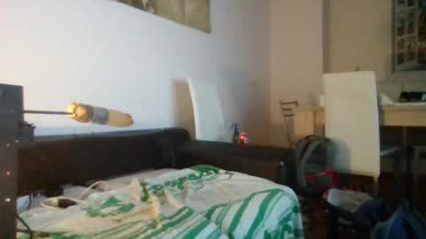 eder1988 online show from November 30, 10:03 pm