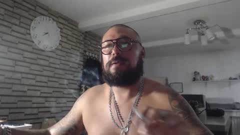 Snapshot of edgarram83 chatting on September 26, 2:37 am edgarram83 online show from September 26, 2:37 am