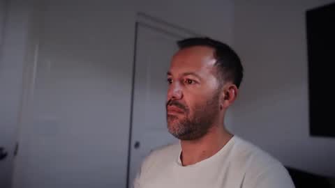 Snapshot of edge_masters chatting on November 7, 12:43 am EdgeM online show from November 7, 12:43 am