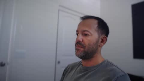 Snapshot of edge_masters chatting on November 8, 7:34 pm EdgeM online show from November 8, 7:34 pm