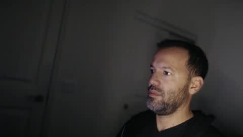 Snapshot of edge_masters chatting on November 24, 2:11 am EdgeM online show from November 24, 2:11 am