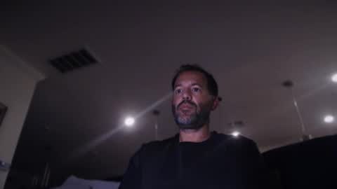 Snapshot of edge_masters chatting on December 14, 1:55 am EdgeM online show from December 14, 1:55 am