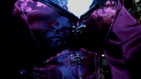 EdgeQueen69 online show from November 9, 9:35 pm