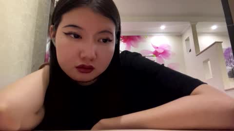 Eri online show from February 16, 8:05 pm