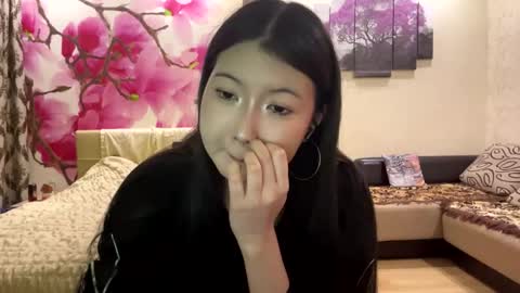 Eri online show from April 29, 9:32 pm