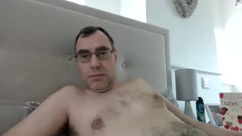 Snapshot of edinandy77 chatting on March 11, 11:05 am edinandy77 online show from March 11, 11:05 am