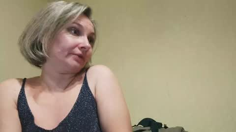 edithmanning online show from February 3, 7:21 pm