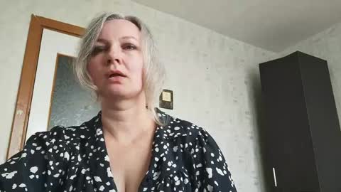 Snapshot of edithmanning chatting on May 21, 6:09 am edithmanning online show from May 21, 6:09 am
