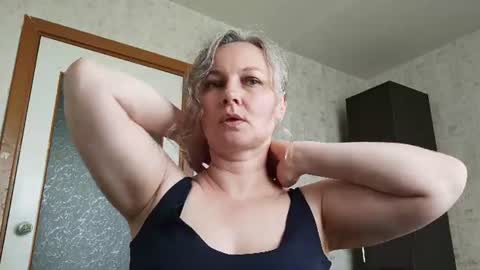Snapshot of edithmanning chatting on June 11, 10:57 am edithmanning online show from June 11, 10:57 am