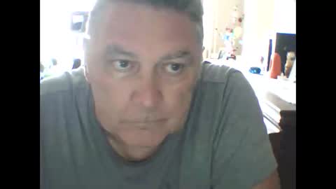 Snapshot of edje59a chatting on June 2, 8:38 am Eddy online show from June 2, 8:38 am