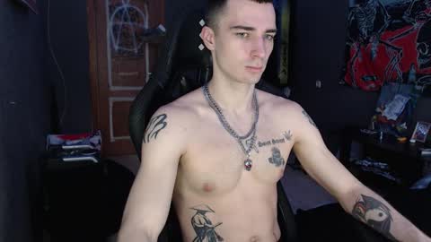 Eduar online show from January 19, 9:24 am