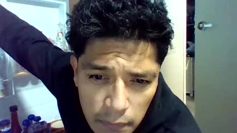 Snapshot of eduardo0084 chatting on December 27, 3:09 am eduardo0084 online show from December 27, 3:09 am