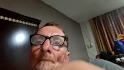edward44444922454 online show from August 9, 1:51 am