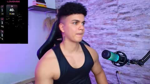 Snapshot of edward__clarck chatting on December 14, 4:23 pm EDWARD CLARCK online show from December 14, 4:23 pm