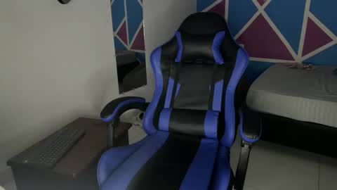 edward online show from March 13, 5:03 am