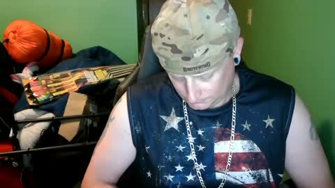 Snapshot of edwardaims_2please chatting on July 5, 5:03 am edwardaims_2please online show from July 5, 5:03 am