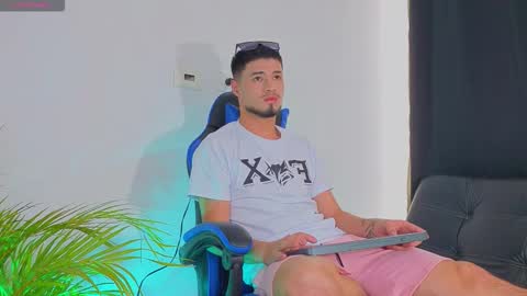 Edward Ross online show from November 2, 8:33 pm