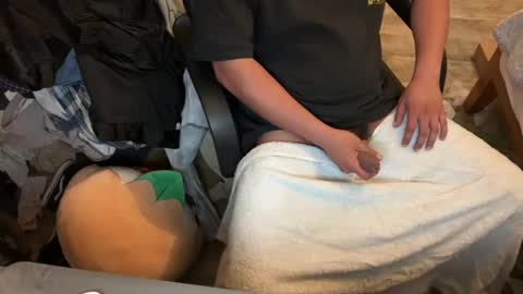 Snapshot of edweenie310 chatting on January 12, 8:04 am Weenie1738 online show from January 12, 8:04 am