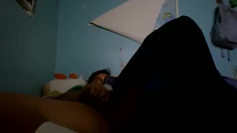 Snapshot of edweenie310 chatting on January 13, 10:36 am Weenie1738 online show from January 13, 10:36 am