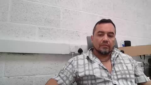 EdM online show from February 9, 10:52 am