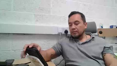 EdM online show from March 11, 9:37 am