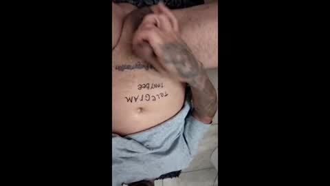 edwinbarrientos0321 online show from May 2, 3:28 pm