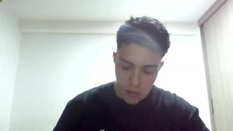 edwisalvatore online show from December 6, 12:45 am