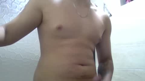 edwisalvatore online show from December 6, 11:57 pm