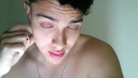 edwisalvatore online show from December 7, 11:12 pm