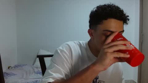 edwisalvatore online show from January 8, 3:19 am