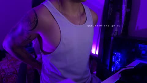 edwisalvatore online show from December 17, 5:57 am