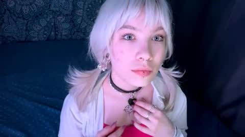 Snapshot of edythecolbert chatting on December 3, 7:01 pm Rachel online show from December 3, 7:01 pm