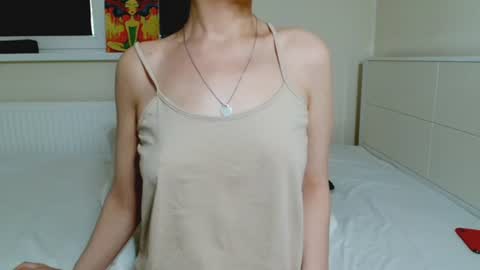 Snapshot of eelena4kiss chatting on July 31, 10:58 am eelena4kiss online show from July 31, 10:58 am