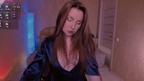 eesmaaarr online show from December 27, 10:48 pm