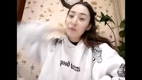 Snapshot of effy007 chatting on December 11, 5:37 pm Effy online show from December 11, 5:37 pm