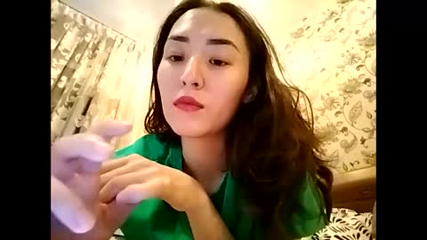 Snapshot of effy007 chatting on February 19, 3:38 pm Effy online show from February 19, 3:38 pm