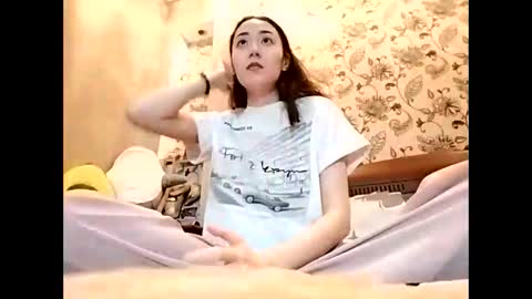 Snapshot of effy007 chatting on October 12, 2:16 pm Effy online show from October 12, 2:16 pm