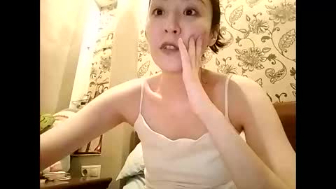 Snapshot of effy007 chatting on June 7, 6:22 pm Effy online show from June 7, 6:22 pm