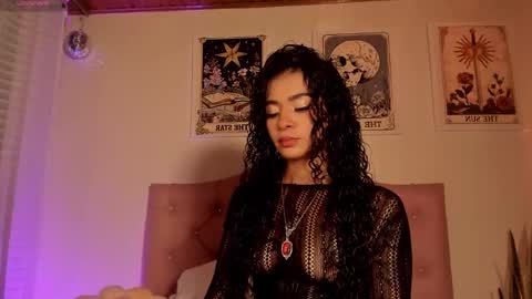 Snapshot of effy_cb chatting on February 15, 2:52 am effy online show from February 15, 2:52 am