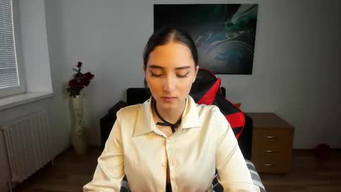 Effy Royse online show from February 27, 12:49 pm