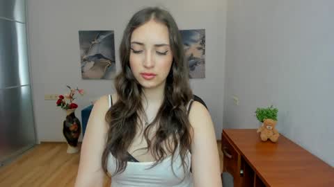 Snapshot of effy_royse chatting on May 22, 5:47 am Effy Royse online show from May 22, 5:47 am