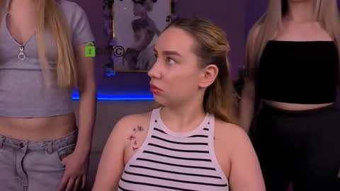 effysosweet online show from February 28, 8:32 pm