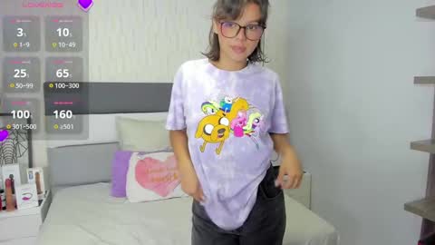 Snapshot of effystonnem chatting on February 3, 10:54 pm  E F F Y  online show from February 3, 10:54 pm