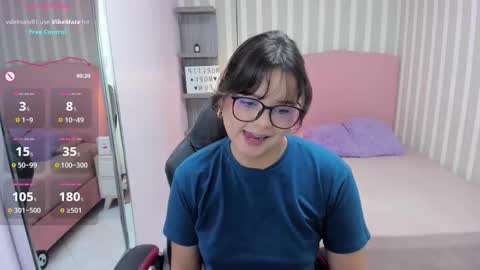 Snapshot of effystonnem chatting on March 3, 7:20 pm E F F Y online show from March 3, 7:20 pm