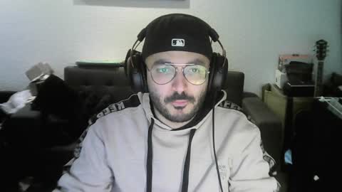 Snapshot of egyptianthickdick_95 chatting on January 11, 8:43 pm egyptianthickdick_95 online show from January 11, 8:43 pm